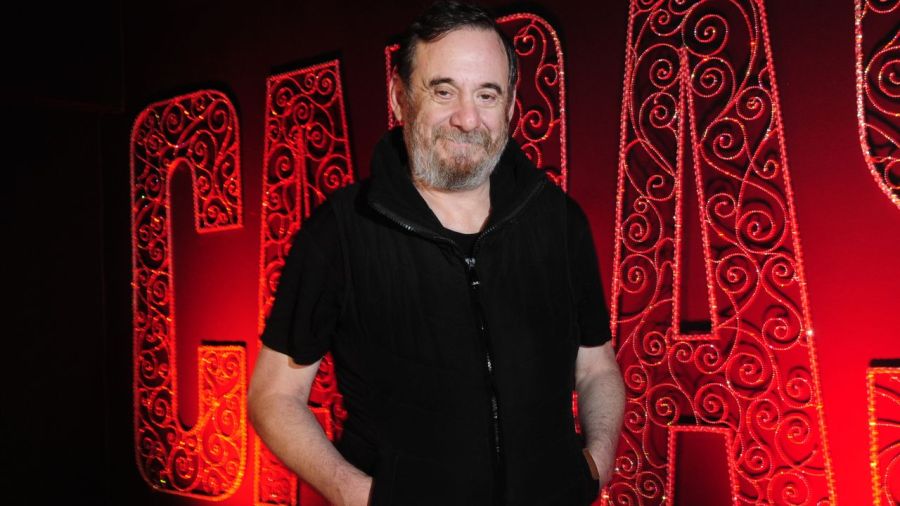 Alejandro Awada en +Caras