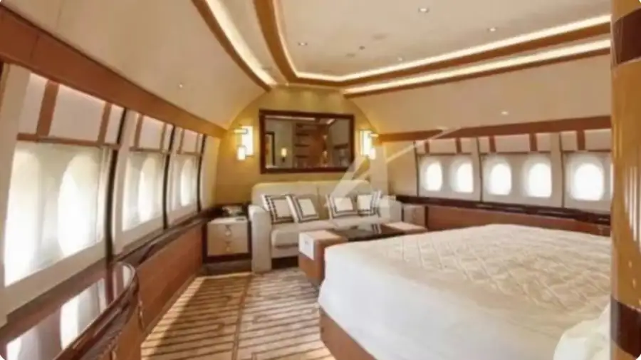 Cómo luce el interior del lujoso avión de US$400 millones que Qatar le obsequió a Donald Trump