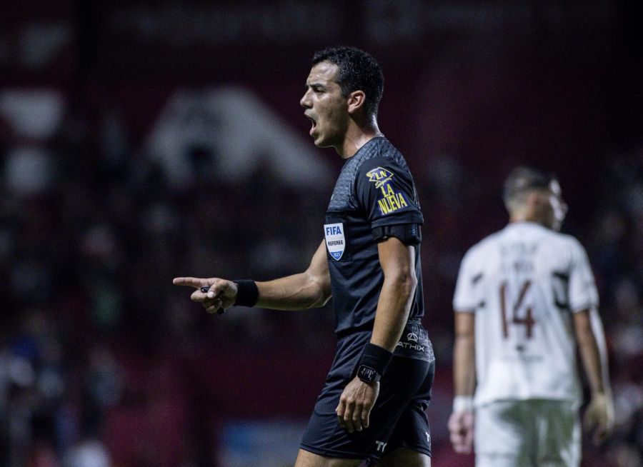 Leandro Rey Hilfer, el juez principal para San Lorenzo vs. Platense.
