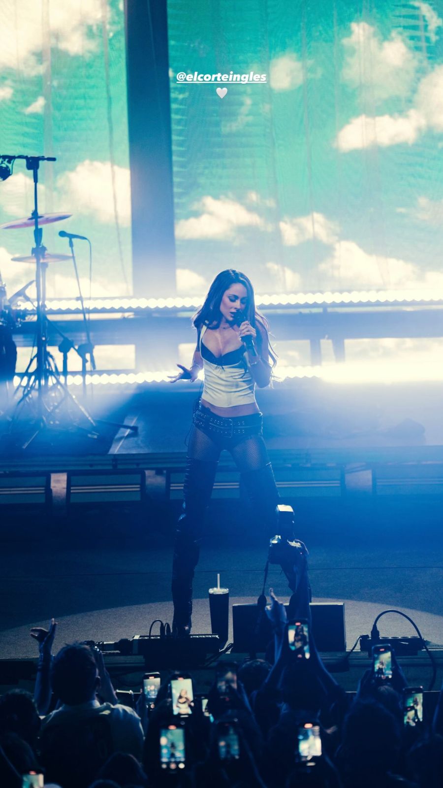 Nicole Neumann, Tini Stoessel