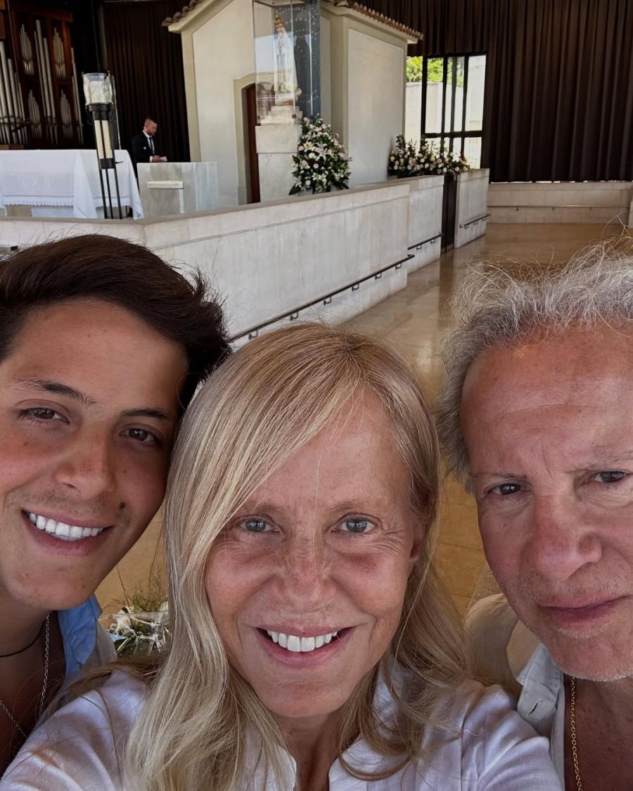 Pamela Anderson, Cecilia Bolocco