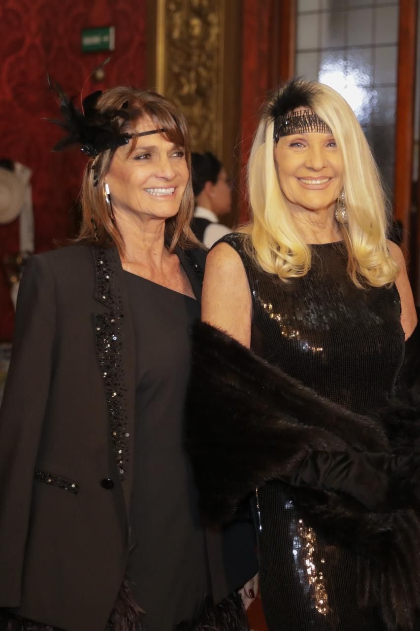 Los looks estilo Charleston de las famosas / Créditos: Gentileza Teatro Cervantes
