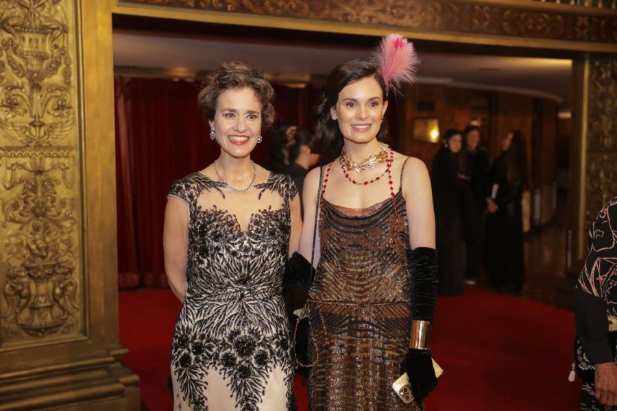 Los looks estilo Charleston de las famosas / Créditos: Gentileza Teatro Cervantes