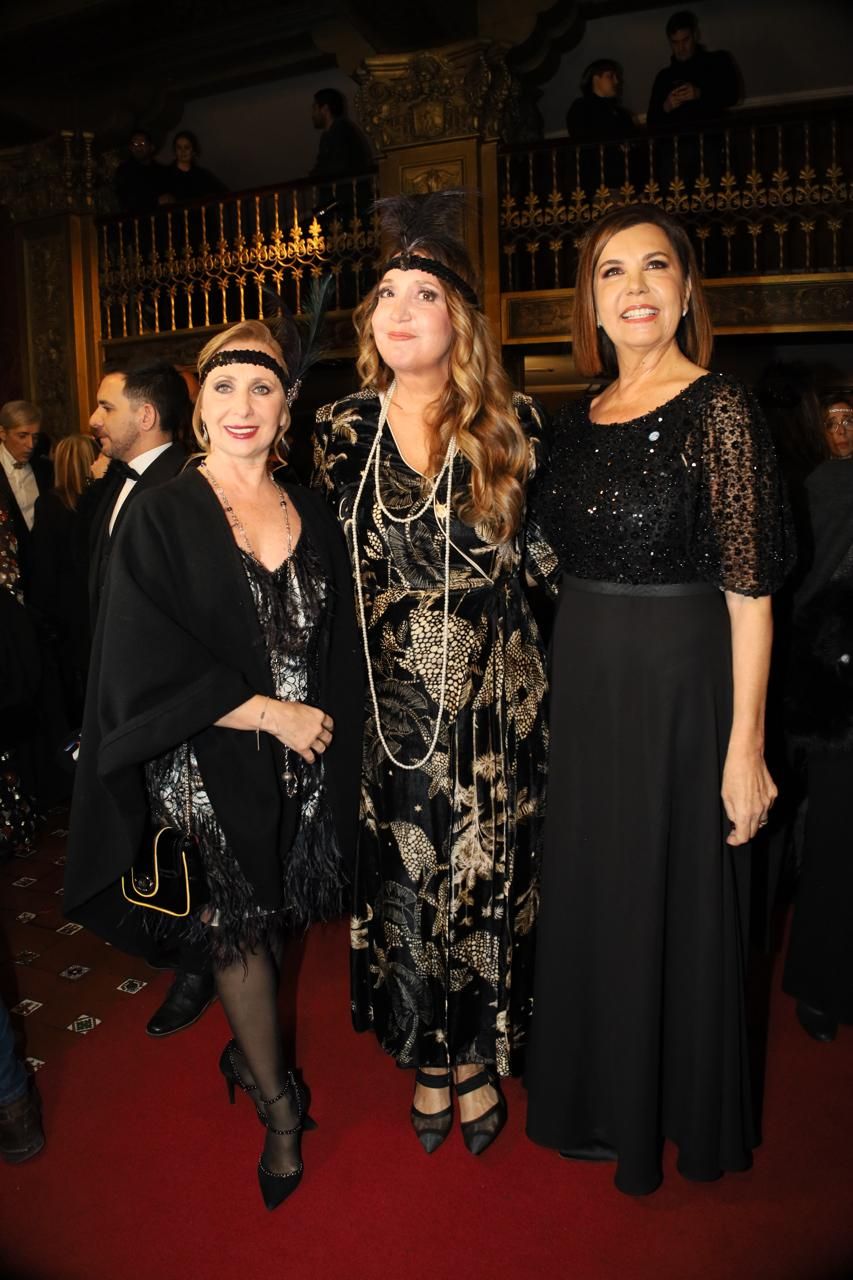Los looks estilo Charleston de las famosas / Créditos: Gentileza Teatro Cervantes