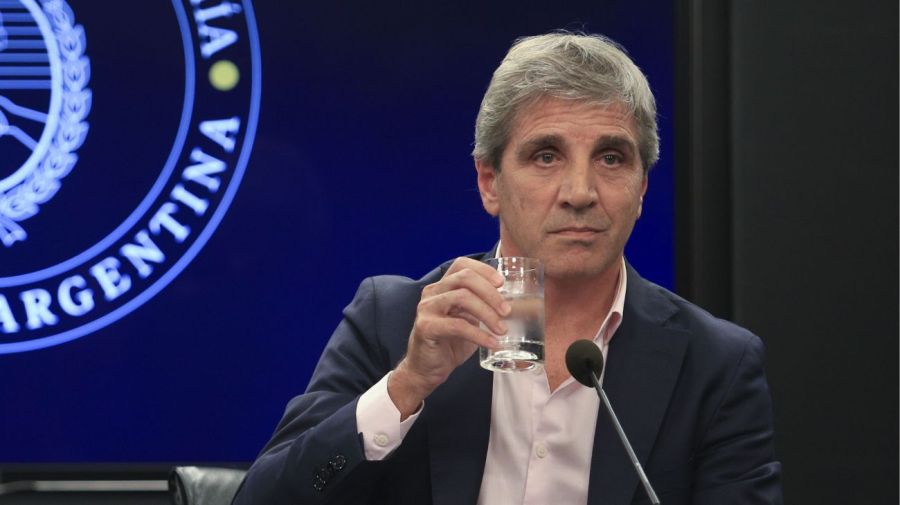 Luis Caputo dio detalles sobre las operaciones permitidas con los 