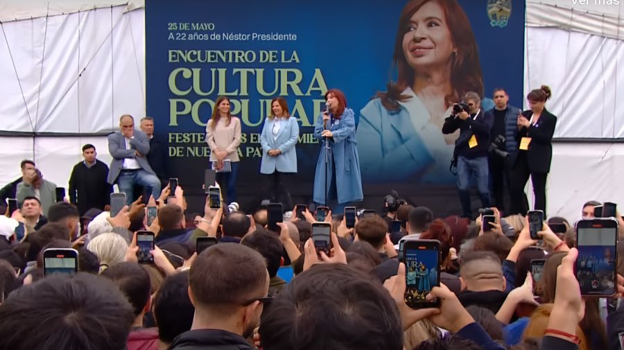 CRISTINA-KIRCHNER-ACTO-25DEMAYO