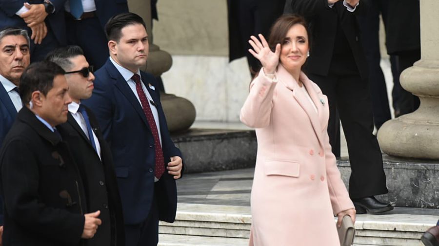 Las postales dejó el acto del 25 de Mayo.