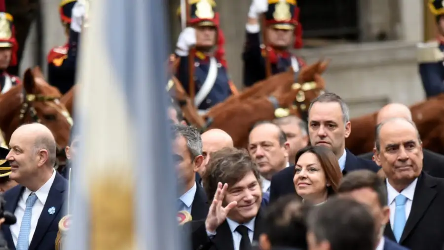 Las postales dejó el acto del 25 de Mayo.