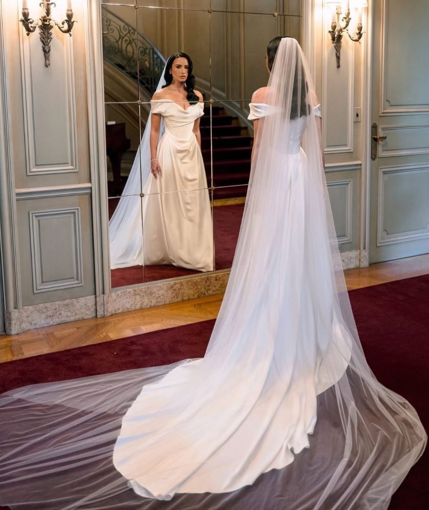 Demi Lovato vestido de novia