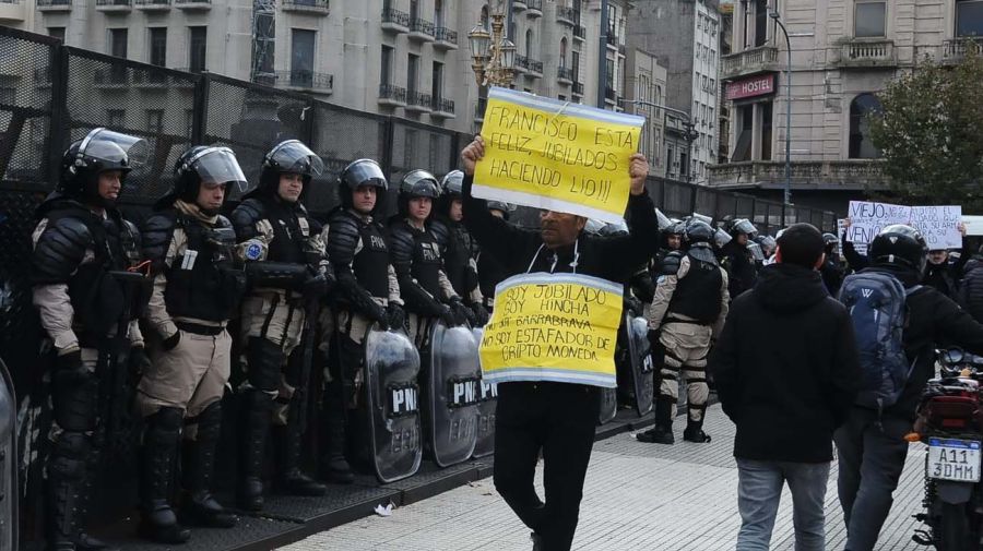 Marcha de jubilados20250528