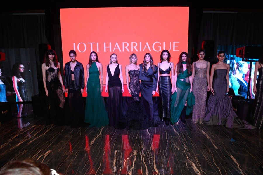 Caras Moda desfile