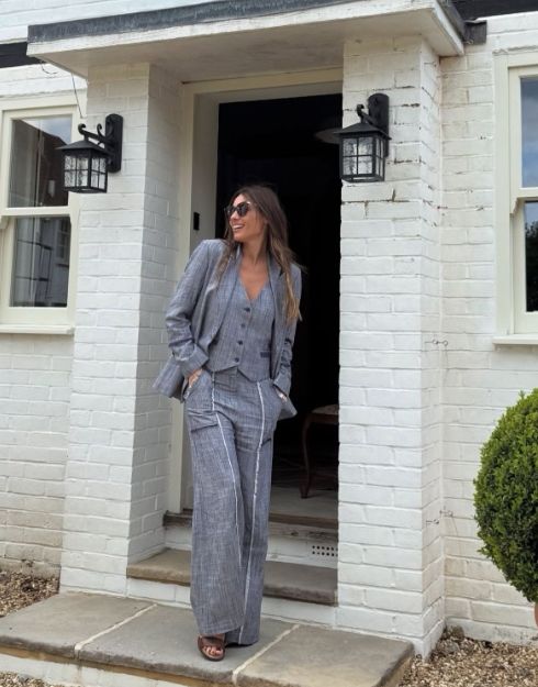 Pampita looks