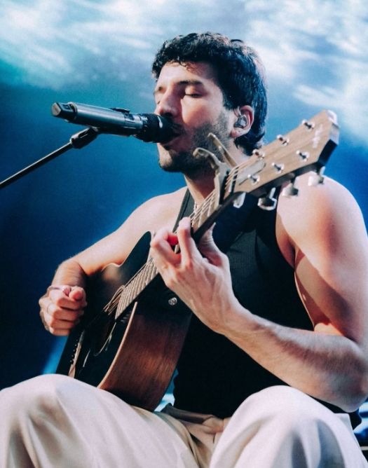Sebastián Yatra entró de sorpresa a una boda