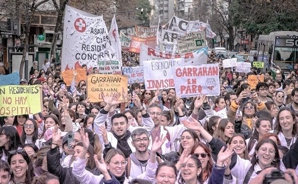 Garrahan_protesta