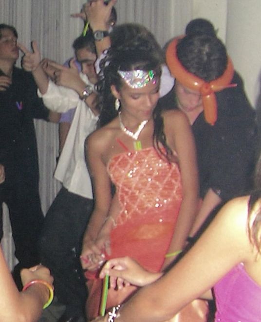 Karol G en su fiesta de 15 años