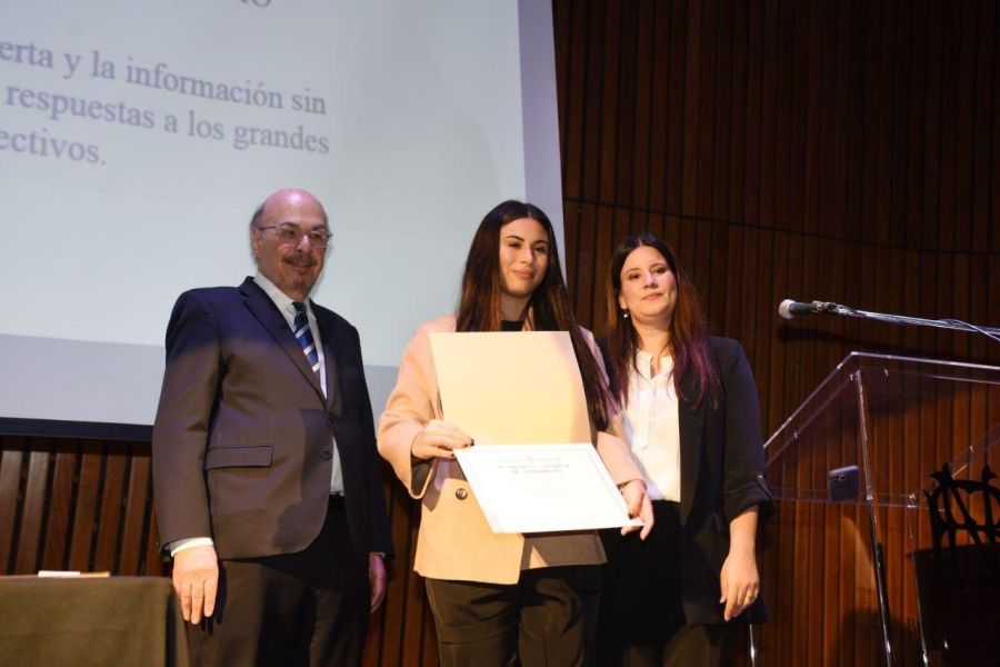 Bárbara y Lola Lanata en el homenaje a Jorge Lanata