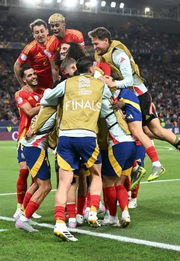España gana 5-4 a Francia