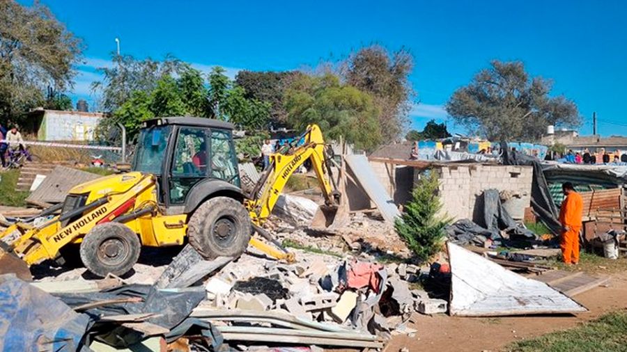 Maquinas trabajando en Miralta