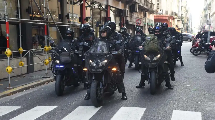 Marcha de la cámpora y los jubilados20250611