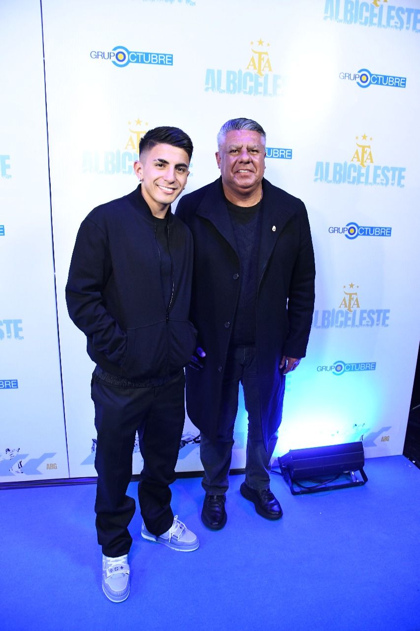 Las fotos de Alejandra Maglietti y Thiago Almada en el exclusivo evento de la selección