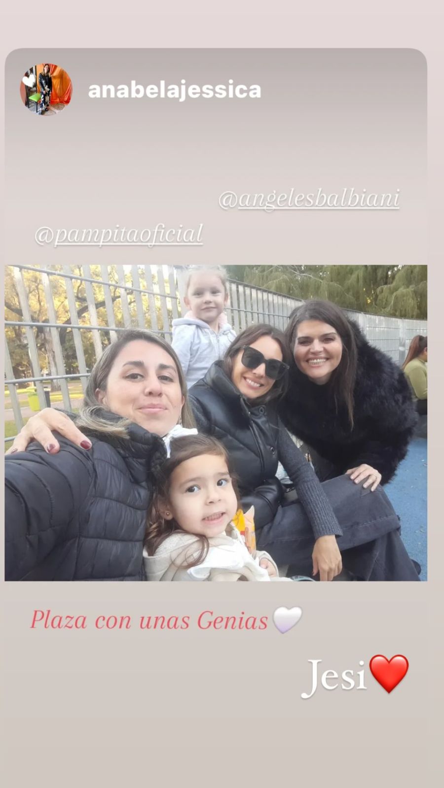 Pampita, Barby Franco y Ángeles Babiani