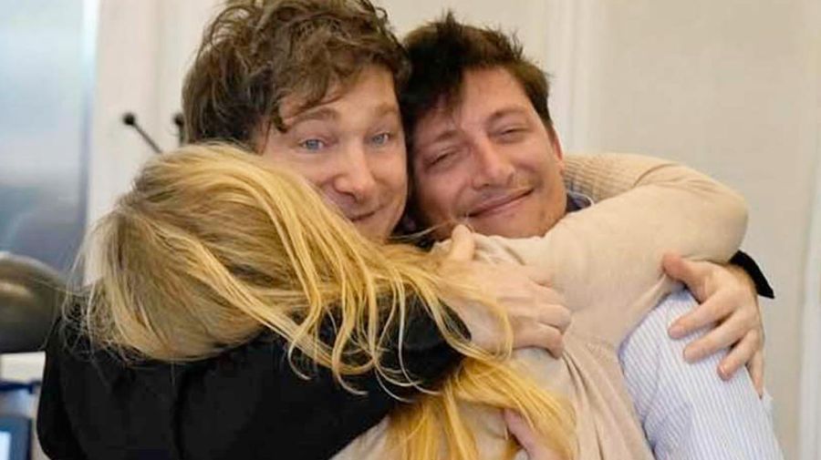 150625_karina_milei_santiago_caputo_cedoc_g