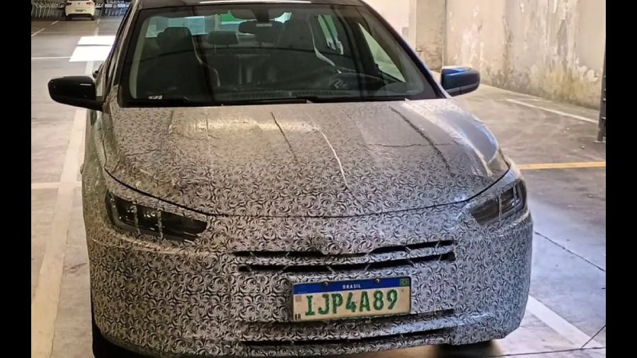 Chevrolet Onix Plus