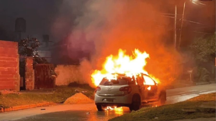 Dos cuerpos calcinados en Jose C. Paz 20250616