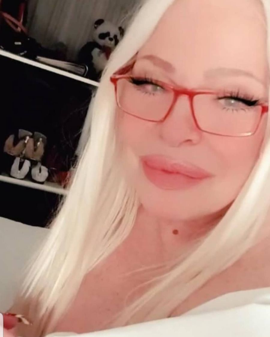 Silvia Süller