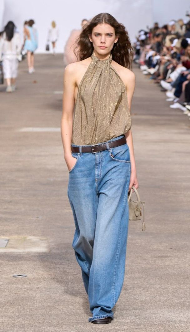 Jeans hasta el piso