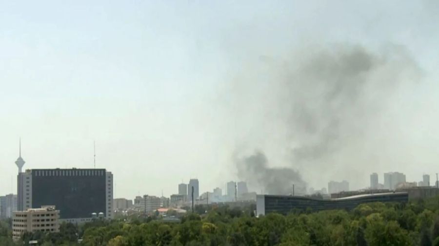 Los bombardeos israelíes de este lunes alcanzaron la prisión de Evin, en Teherán
