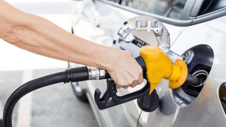 Tensión entre Israel e Irán: cómo impacta en la economía argentina y el aumento de la nafta.