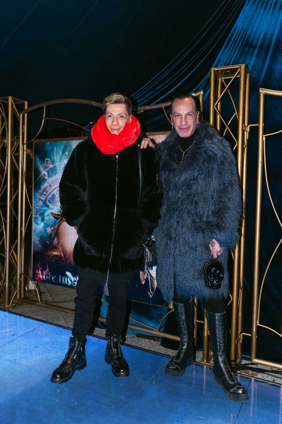 El look de los famosos para una noche de circo / Créditos: Joynix Media