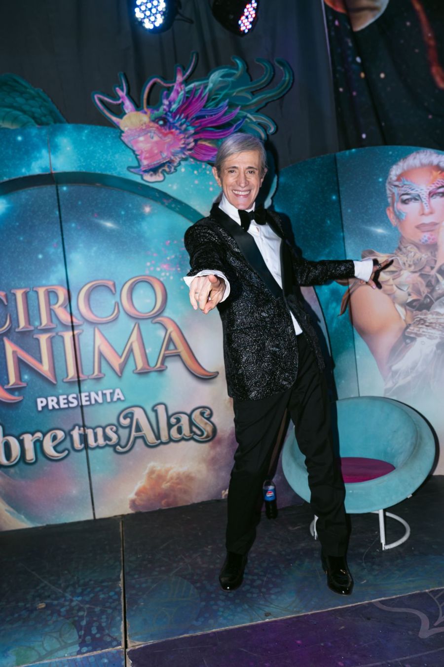 El look de los famosos para una noche de circo / Créditos: Joynix Media