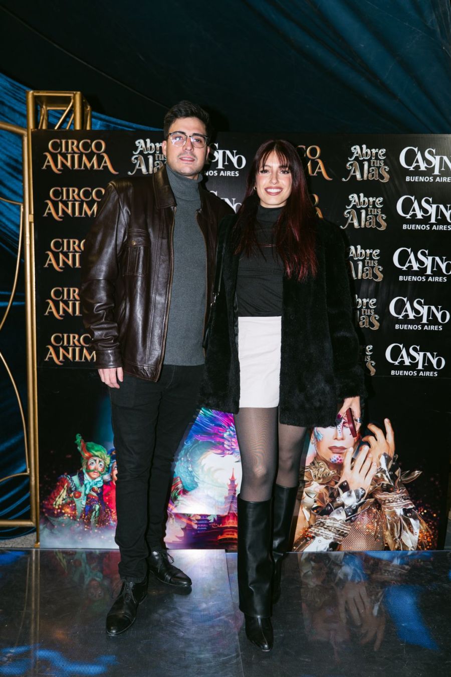 El look de los famosos para una noche de circo / Créditos: Joynix Media