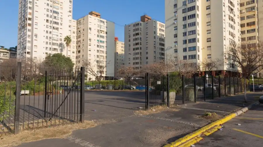 El Gobierno porteño transformará una playa de estacionamiento en un nuevo espacio verde