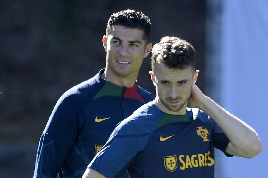 Diogo Jota y Cristiano Ronaldo
