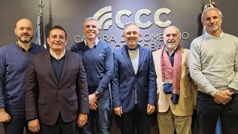 Sebastían Parra asume en la Cámara de Comercio