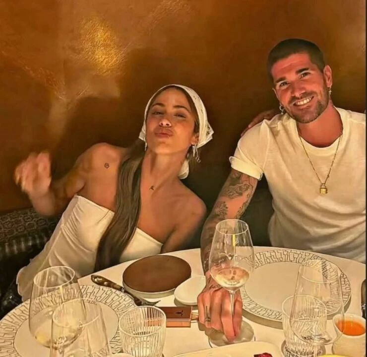 Tini Stoessel, Rodrigo de Paul