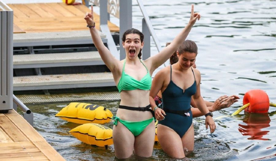 Permiten bañarse en el río Sena por primera vez desde 1923