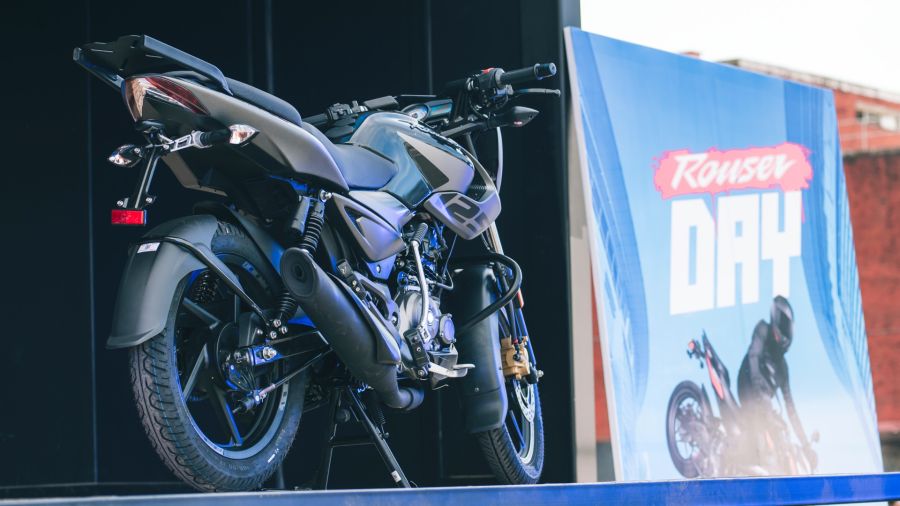 Bajaj Rouser N250 UG