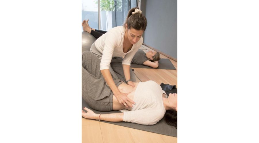 Conoce el secreto del rol postural para entrenar tu abdomen