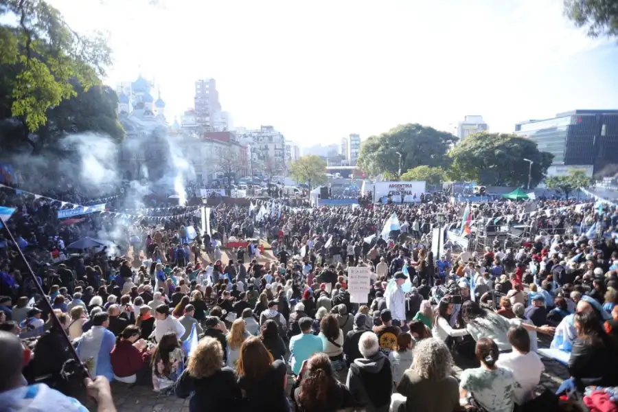 9J-ACTO-CRISTINA