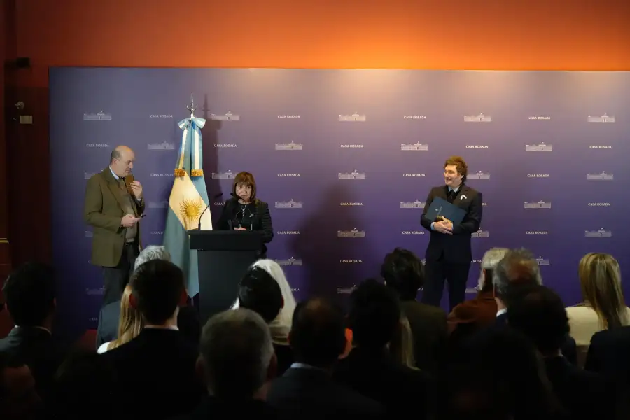 Javier Milei encabezó un agasajo para Federico Sturzenegger 2
