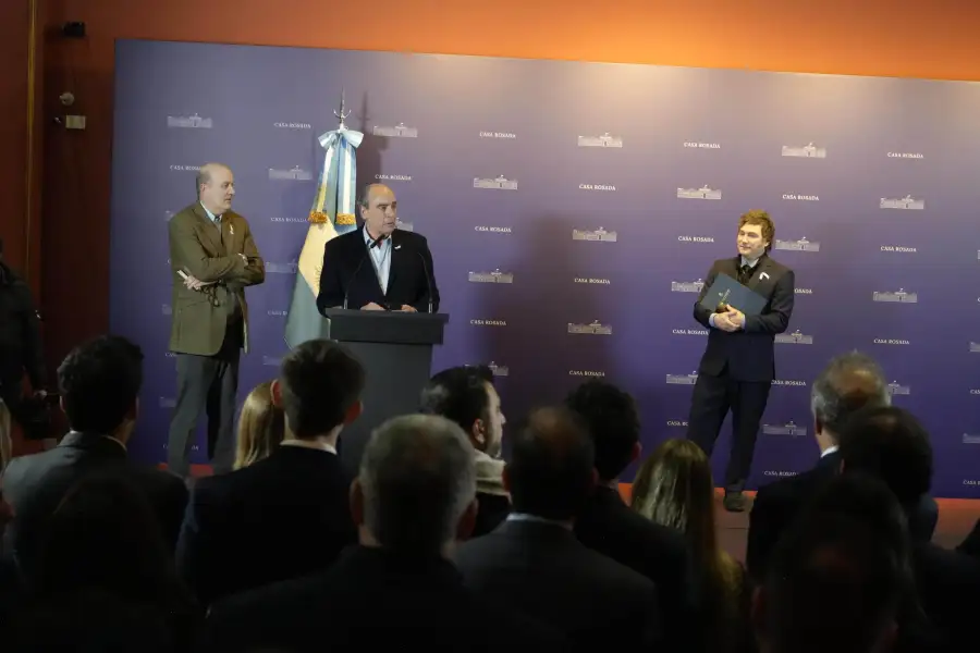 Javier Milei encabezó un agasajo para Federico Sturzenegger 3