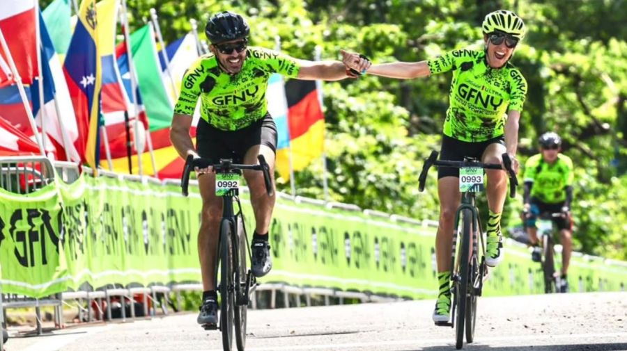 Juana Viale en una competencia de ciclismo