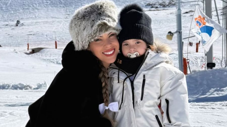 Barby Franco y Sarah Burlando disfrutando la temporada invierno 2025 en la nieve