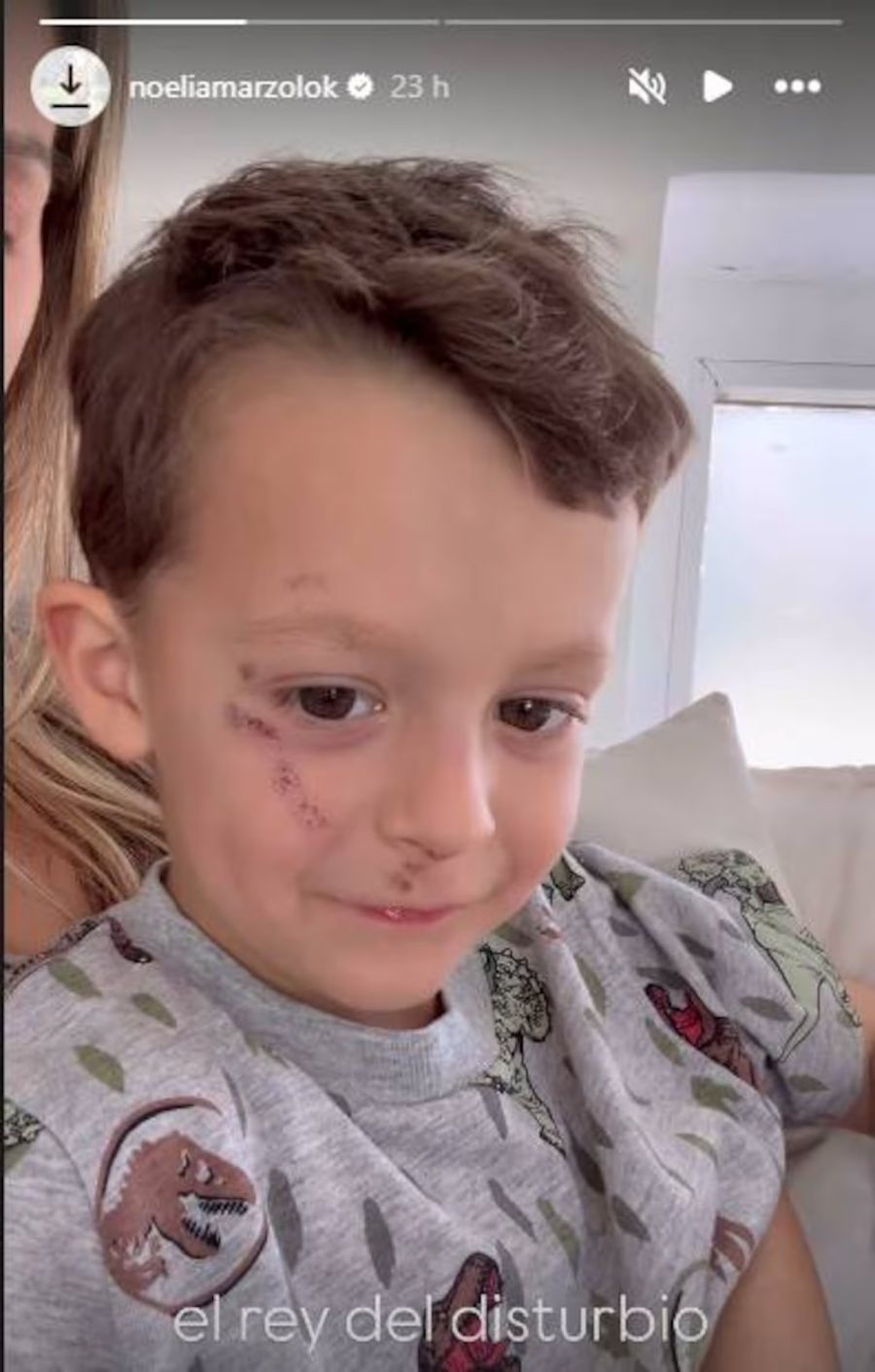Noelia Marzol y su hijo Donatello
