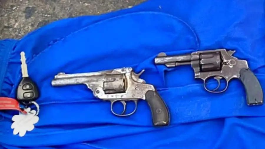 Persecución en Avellaneda: atraparon a dos menores armados 20250715