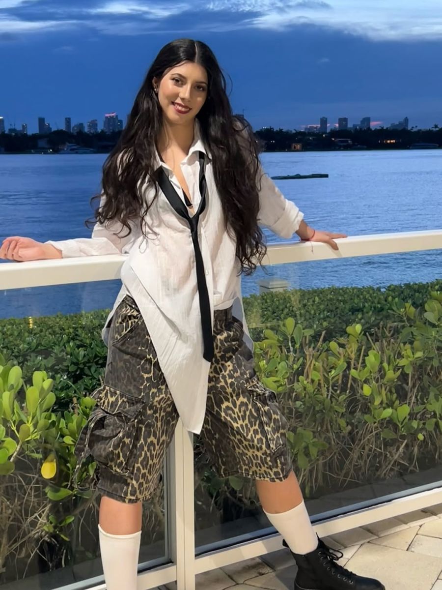 Mónica Ayos y su familia